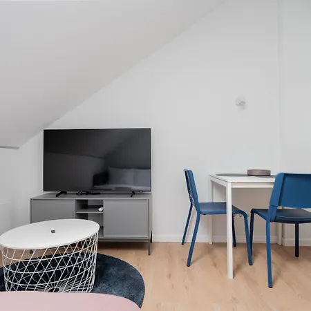 Newly Furnished Luma By Reside Baltic شقة فيلنيوس